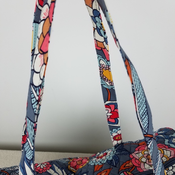 Vera Bradley Large Duffel Bag Tropical Evening NWT - Picture 5 of 6